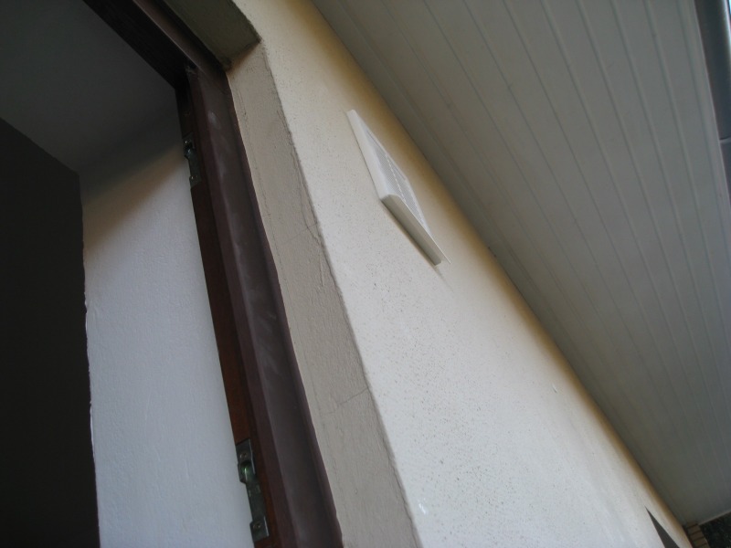 Rohrdurchgang f&uuml;r Dunstabzugshaube